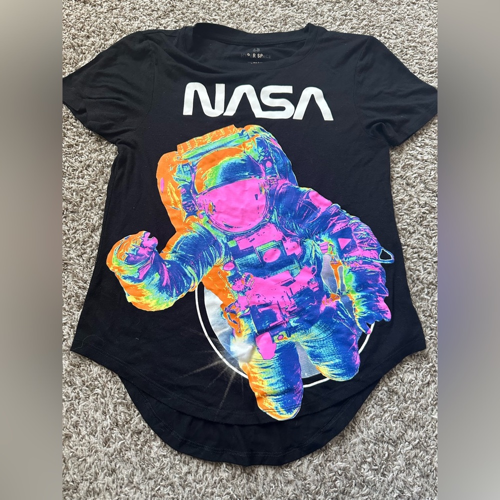 🌟TWO FOR ONE 🌟NASA Black T-Shirts with Colorful Astronaut and One With Planets